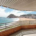 Tossa De Mar Beach *