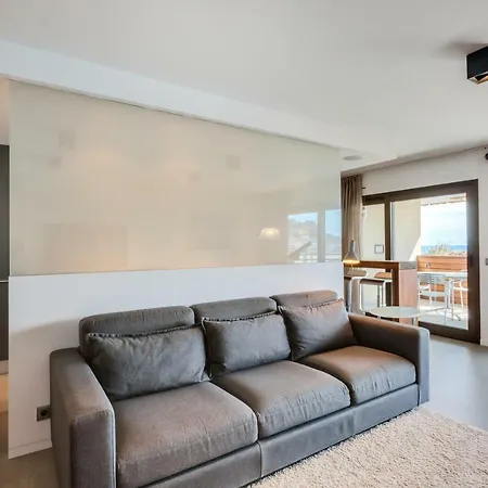 Tossa De Mar Beach *