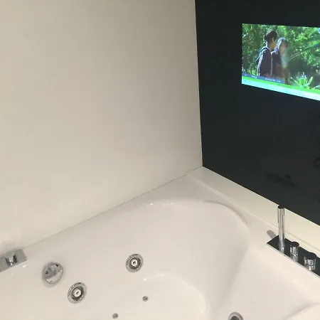 Tossa De Mar Beach *