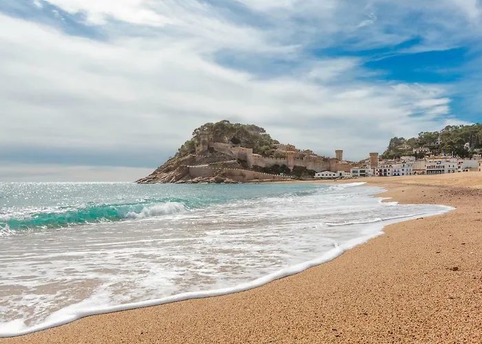 Tossa De Mar Beach